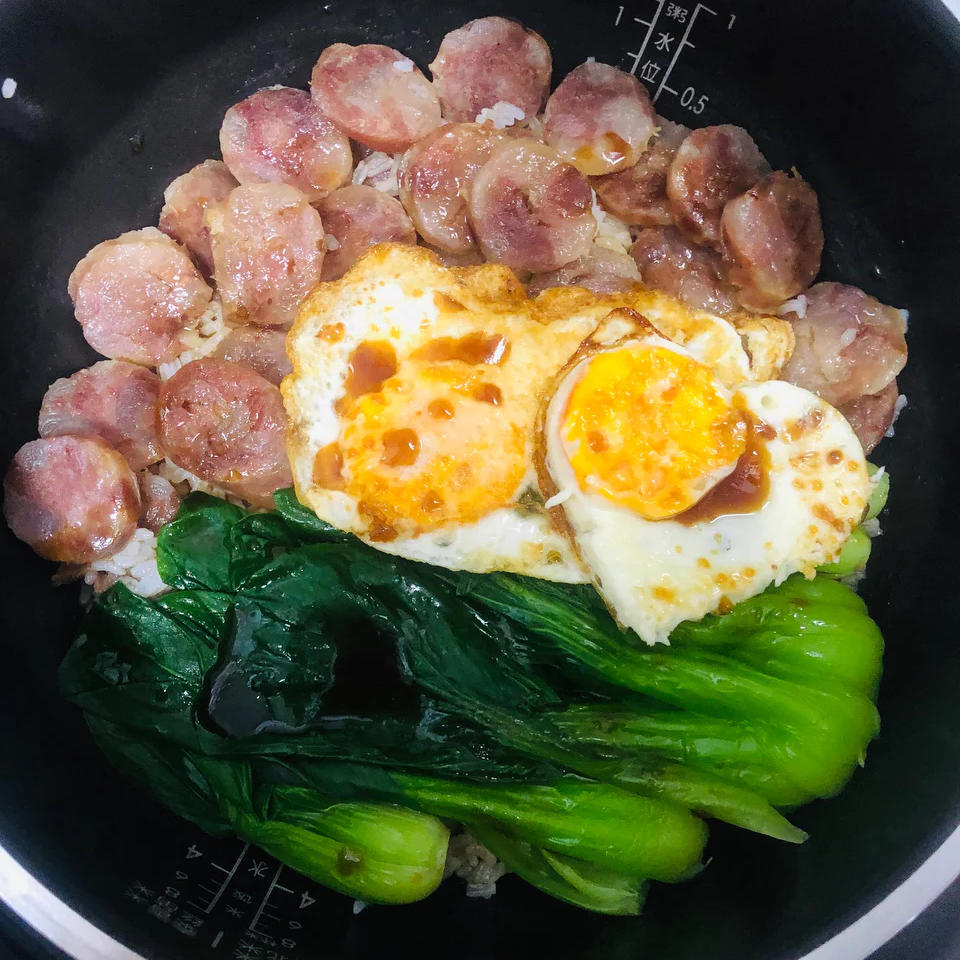 电饭煲腊肠焖饭