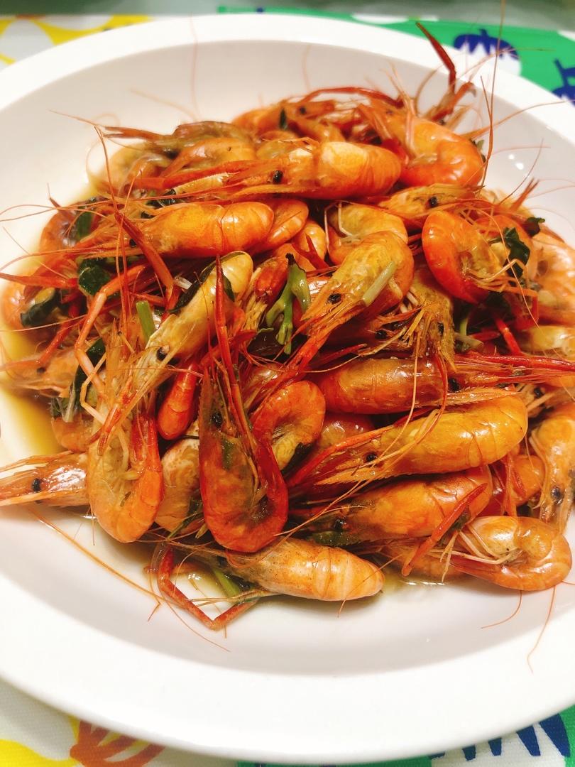 火爆杭州的老头儿油爆虾