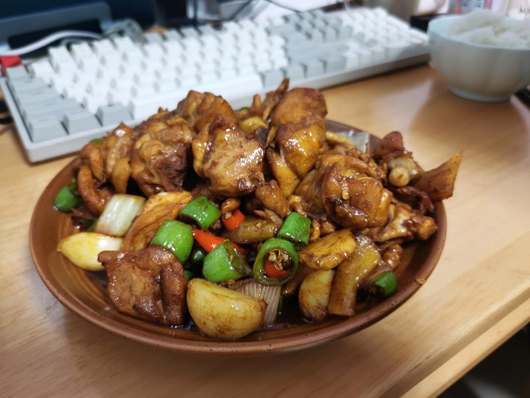 小炒鸡（鲜辣入味很下饭）