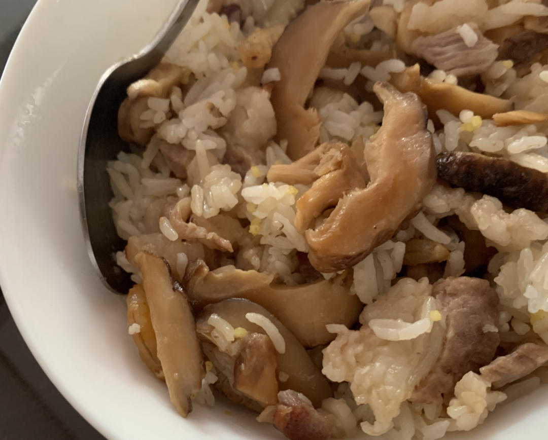 香菇肉丁油饭
