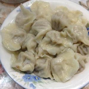 香菇猪肉饺子的做法 步骤2