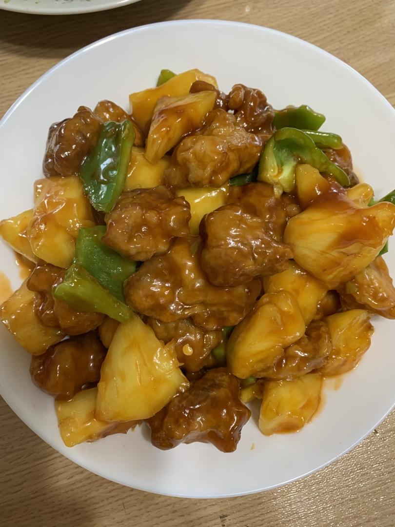 菠萝咕噜肉