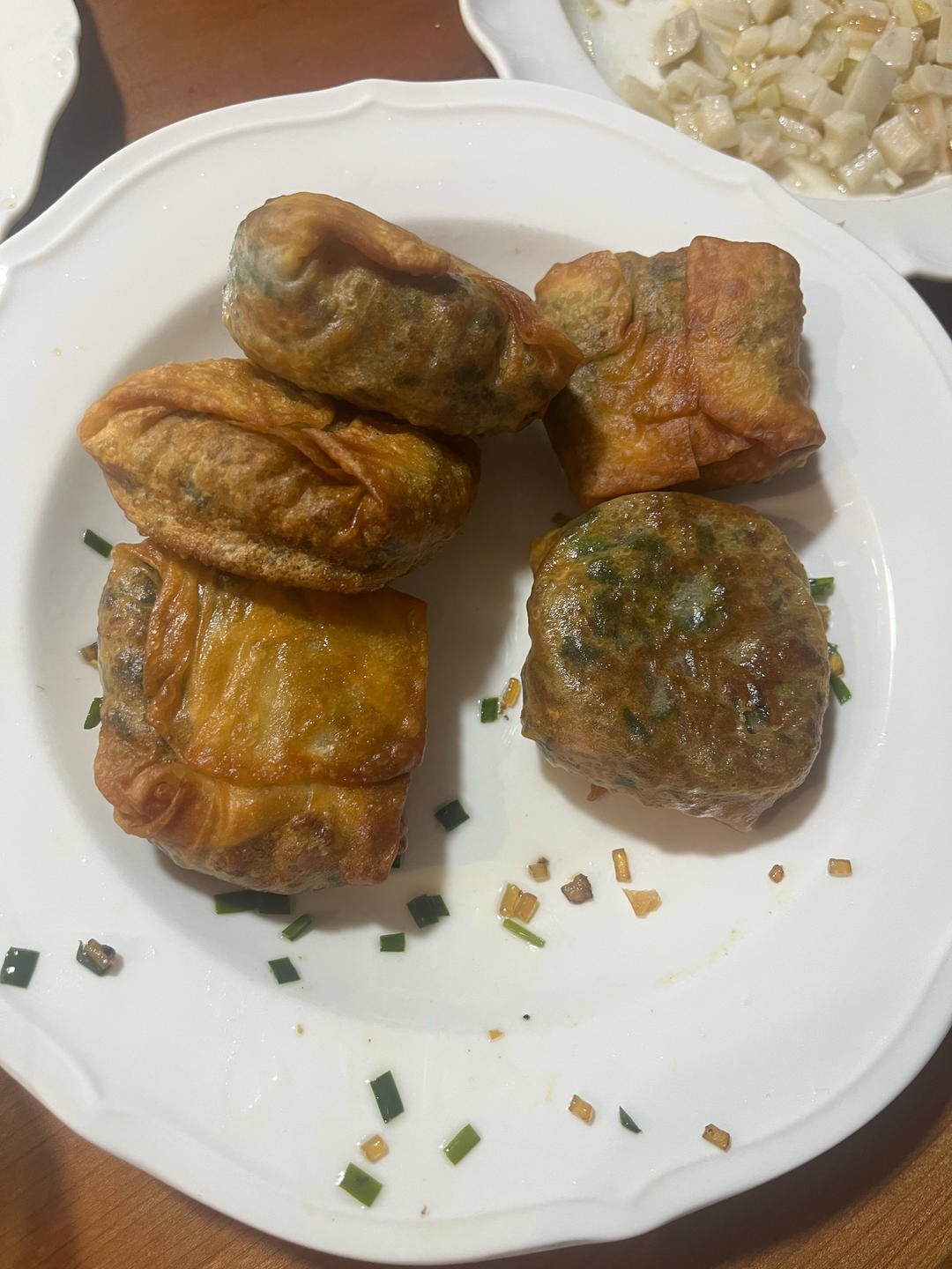 皮薄馅多的韭菜盒子