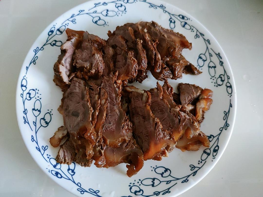 五香酱牛肉