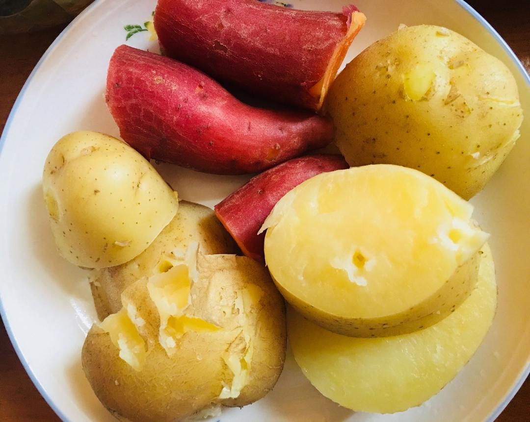 佛性虾吃做的蒸土豆