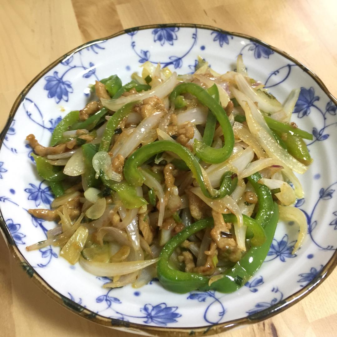洋葱青椒炒肉丝