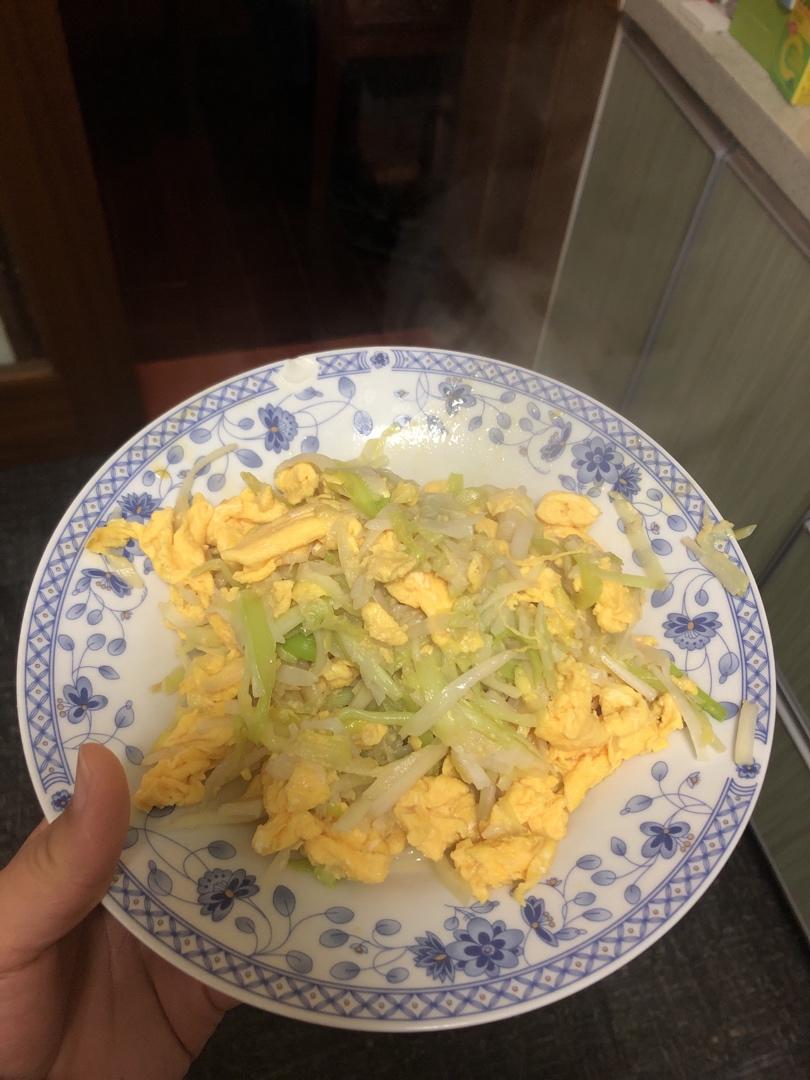 减脂好吃韭芽炒鸡蛋