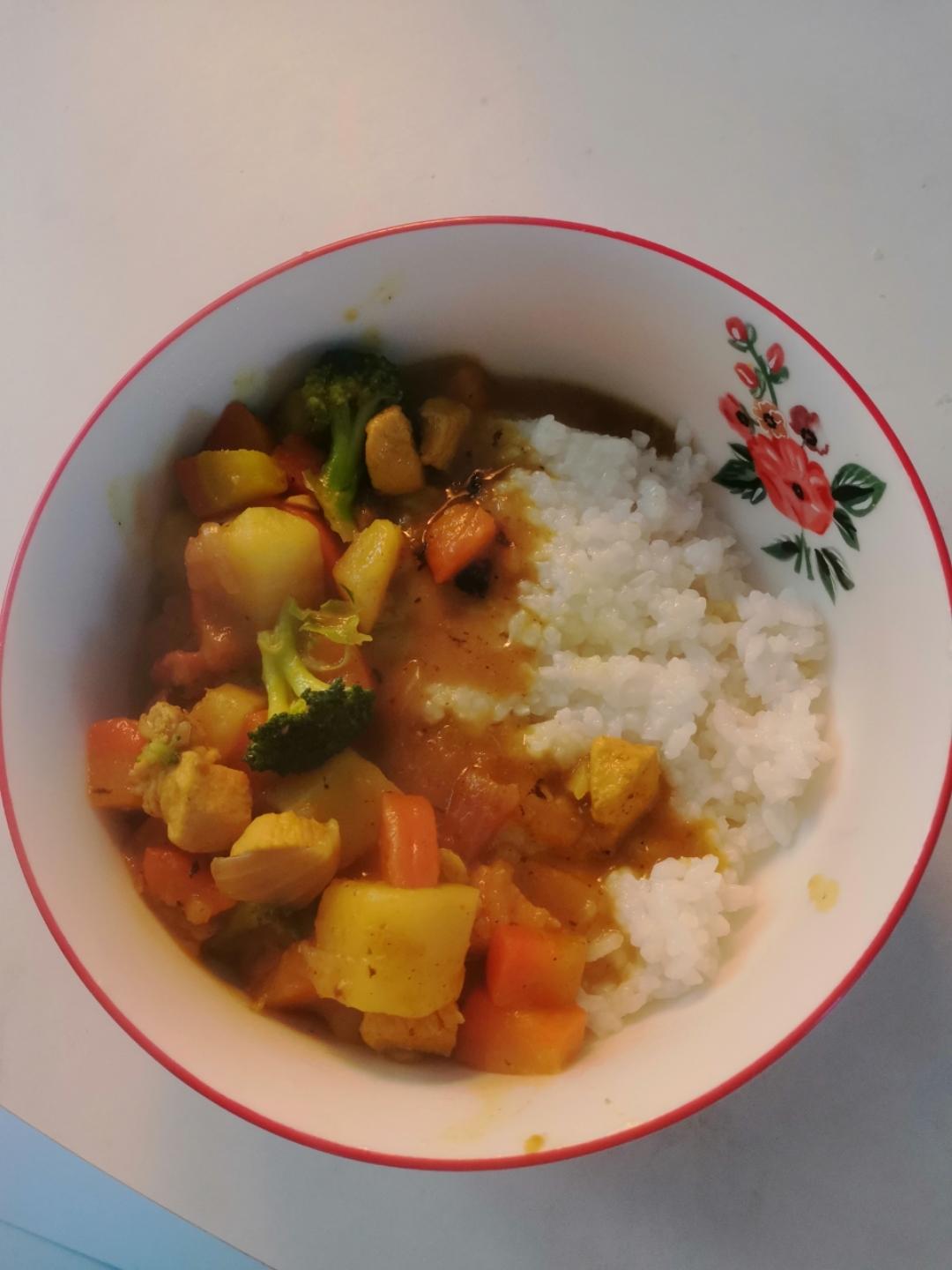 咖喱鸡肉饭