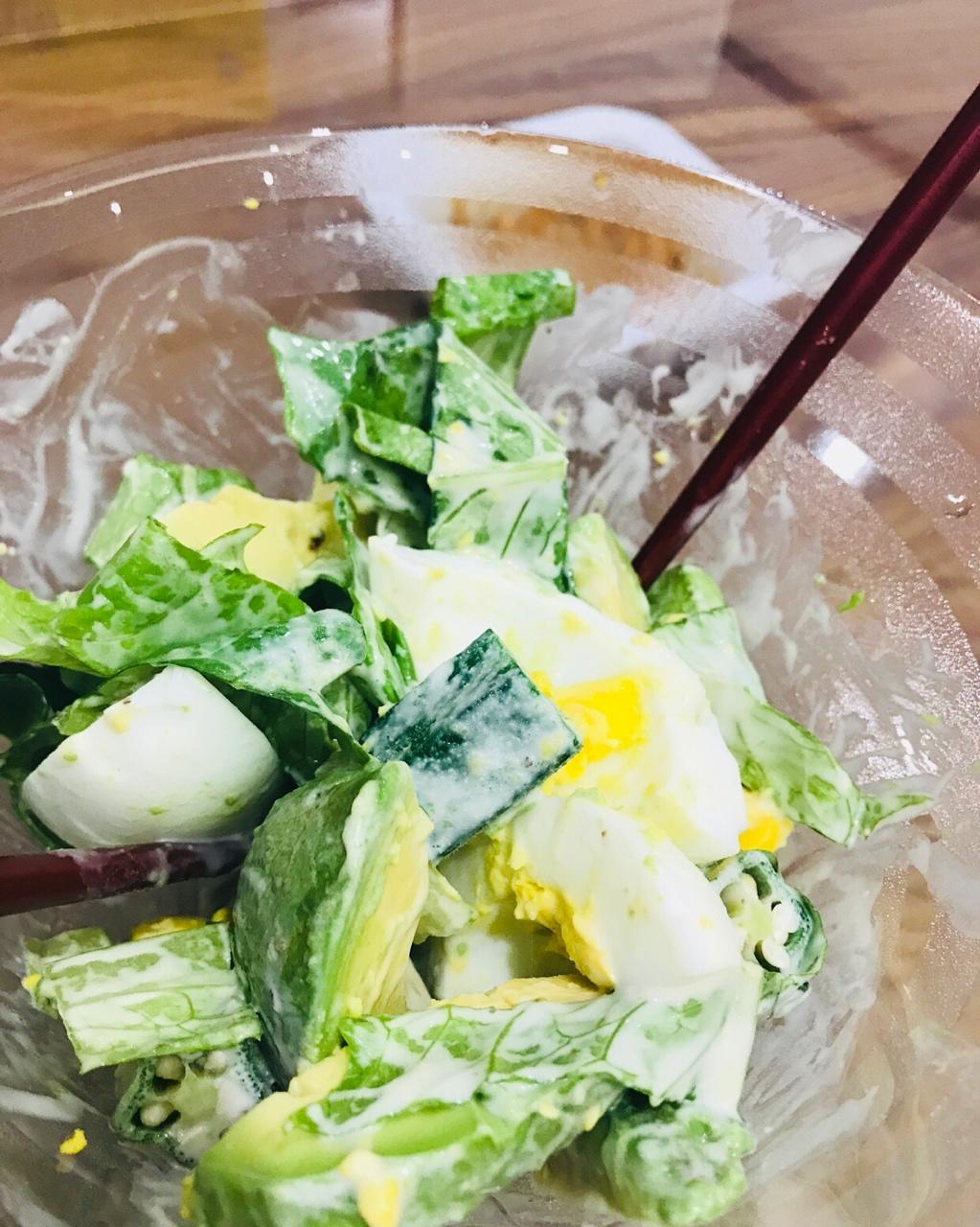 早餐之牛油果鸡蛋沙拉