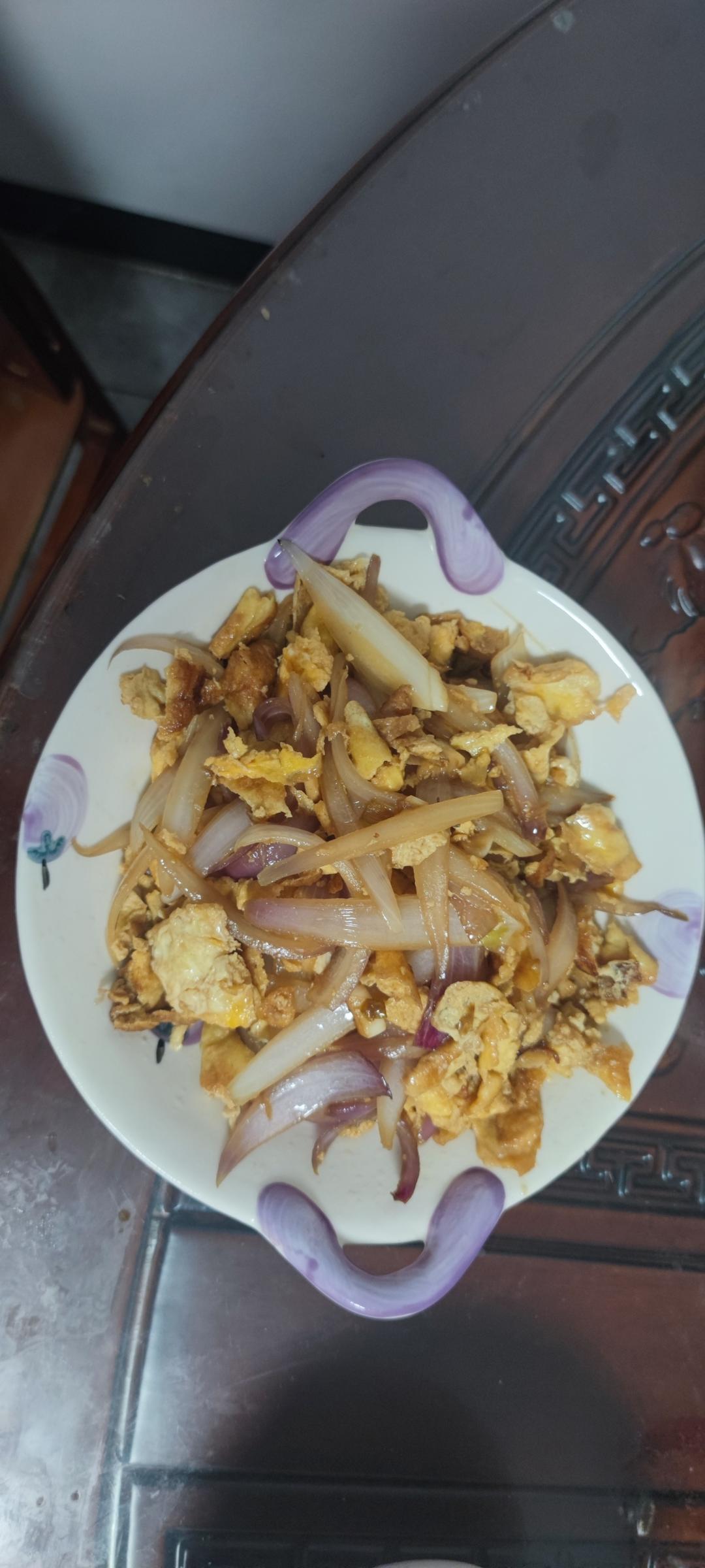 洋葱炒鸡蛋