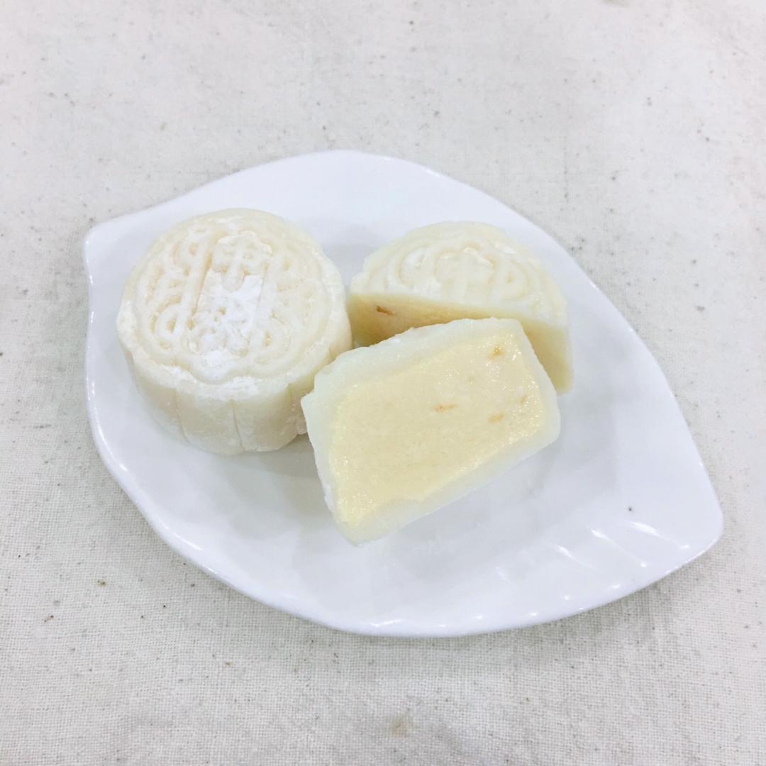 咸蛋黄冰淇淋冰皮月饼【曼食慢语】