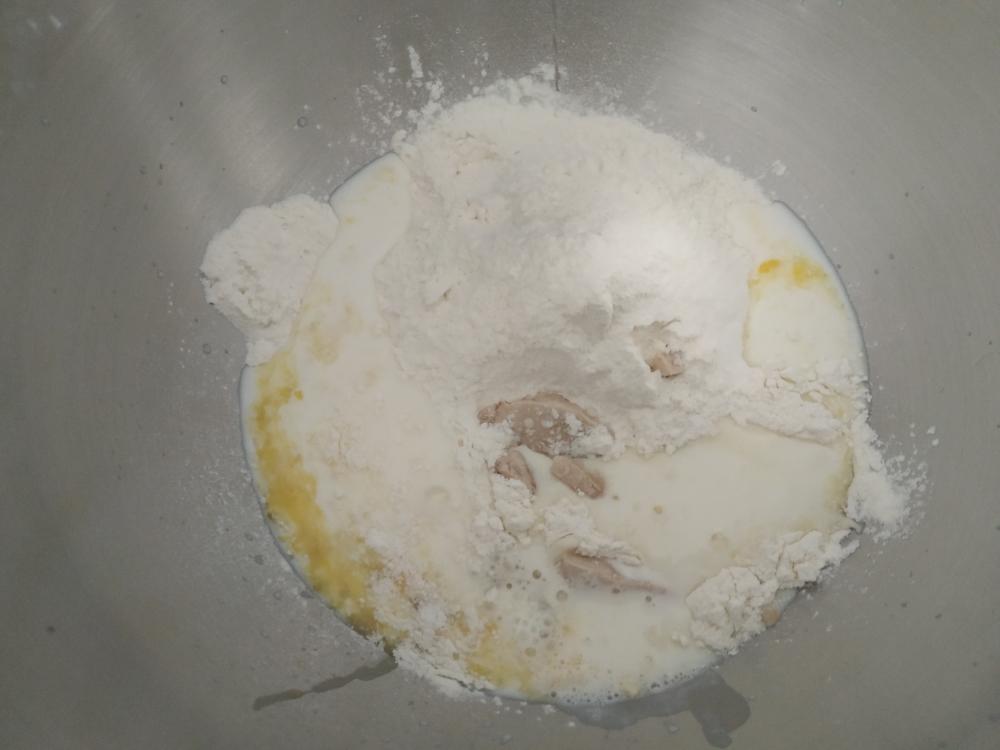 纯奶手撕吐司的做法 步骤1
