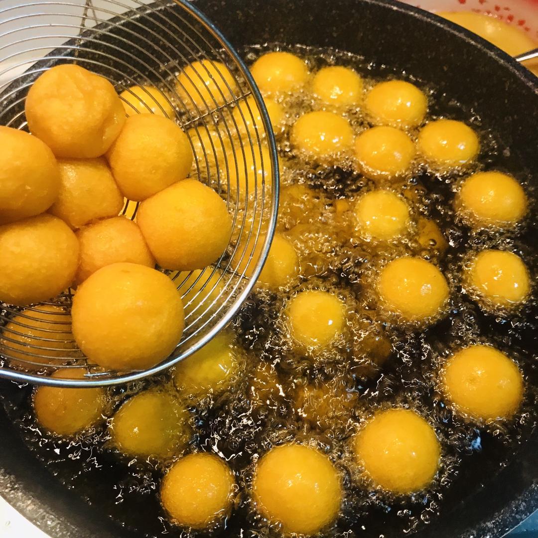炸山芋圆子的做法 步骤8
