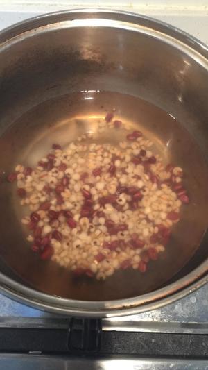 薏米红豆粥的做法 步骤1