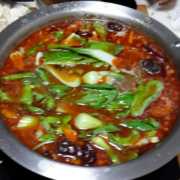 自制麻辣重庆火锅