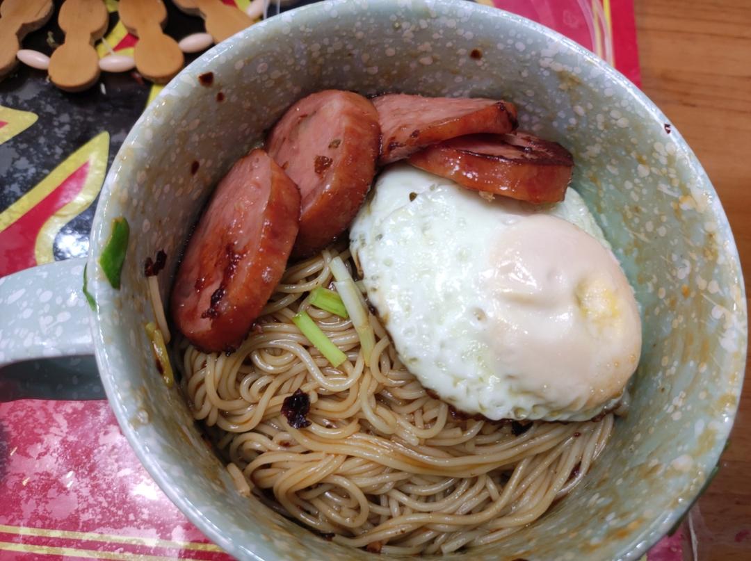 简简单单的一碗蚝油拌面🍜能让你好吃到舔碗