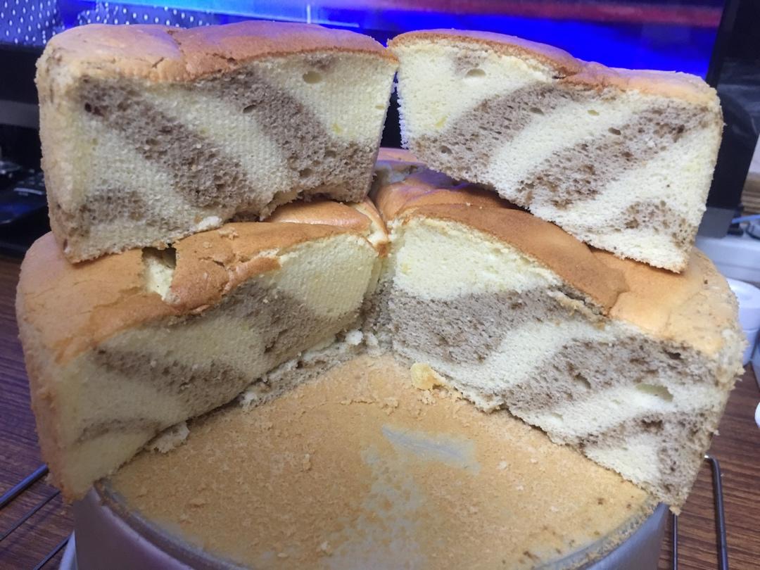 双色拉花戚风蛋糕