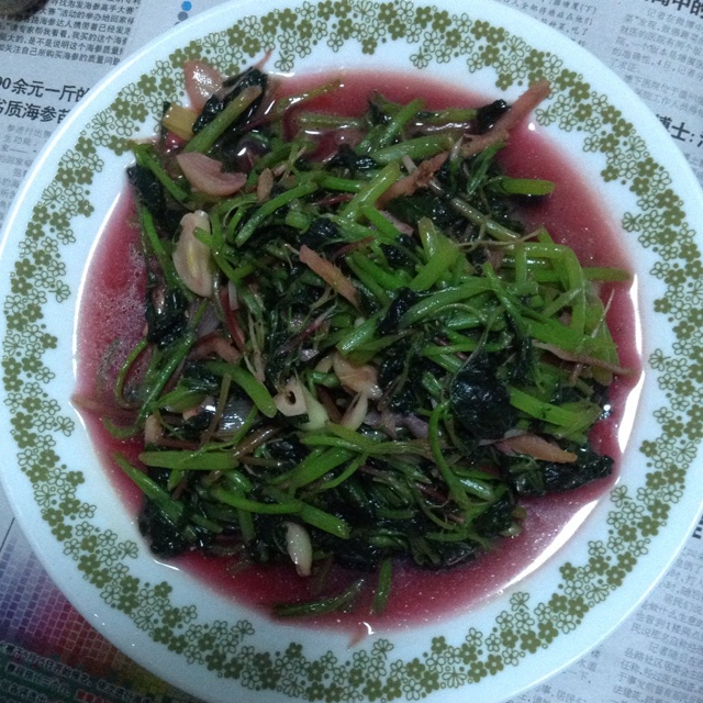 蒜茸炒红苋菜