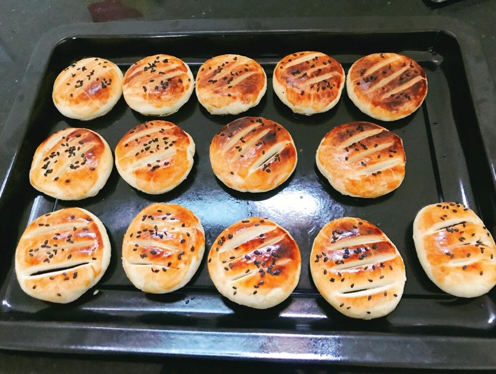 传统风味老婆饼，红豆沙馅老婆饼