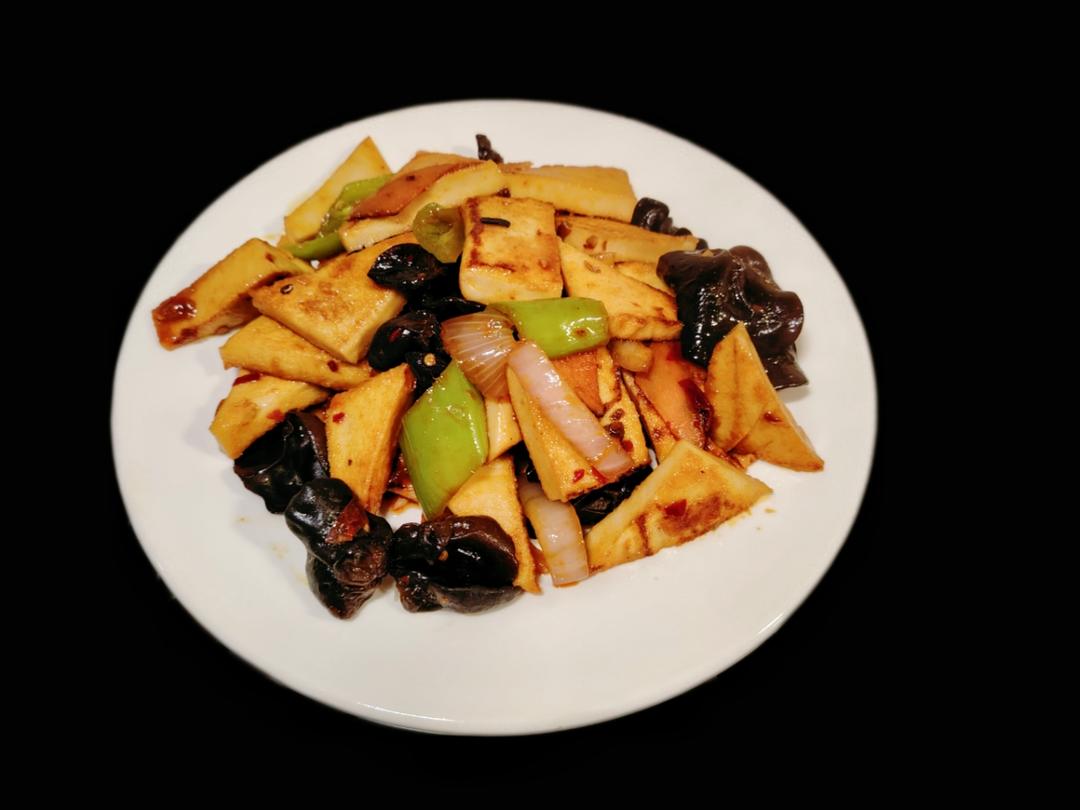 tiger 妈咪家常菜之干锅千页豆腐