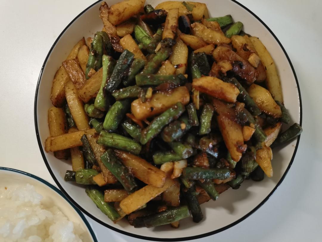 土豆烧豆角