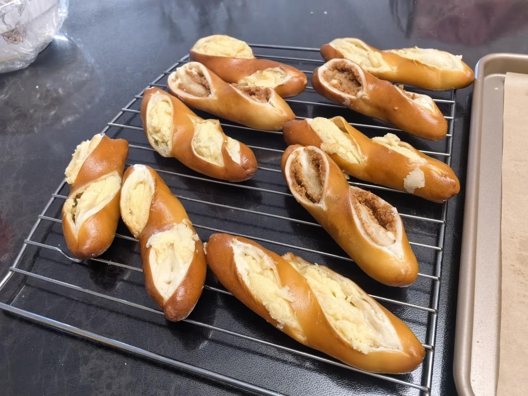原味（抹茶）2款奶酥馅德式碱水面包｜一次搞定两种口味｜高颜值｜快手｜免手套膜｜免发酵