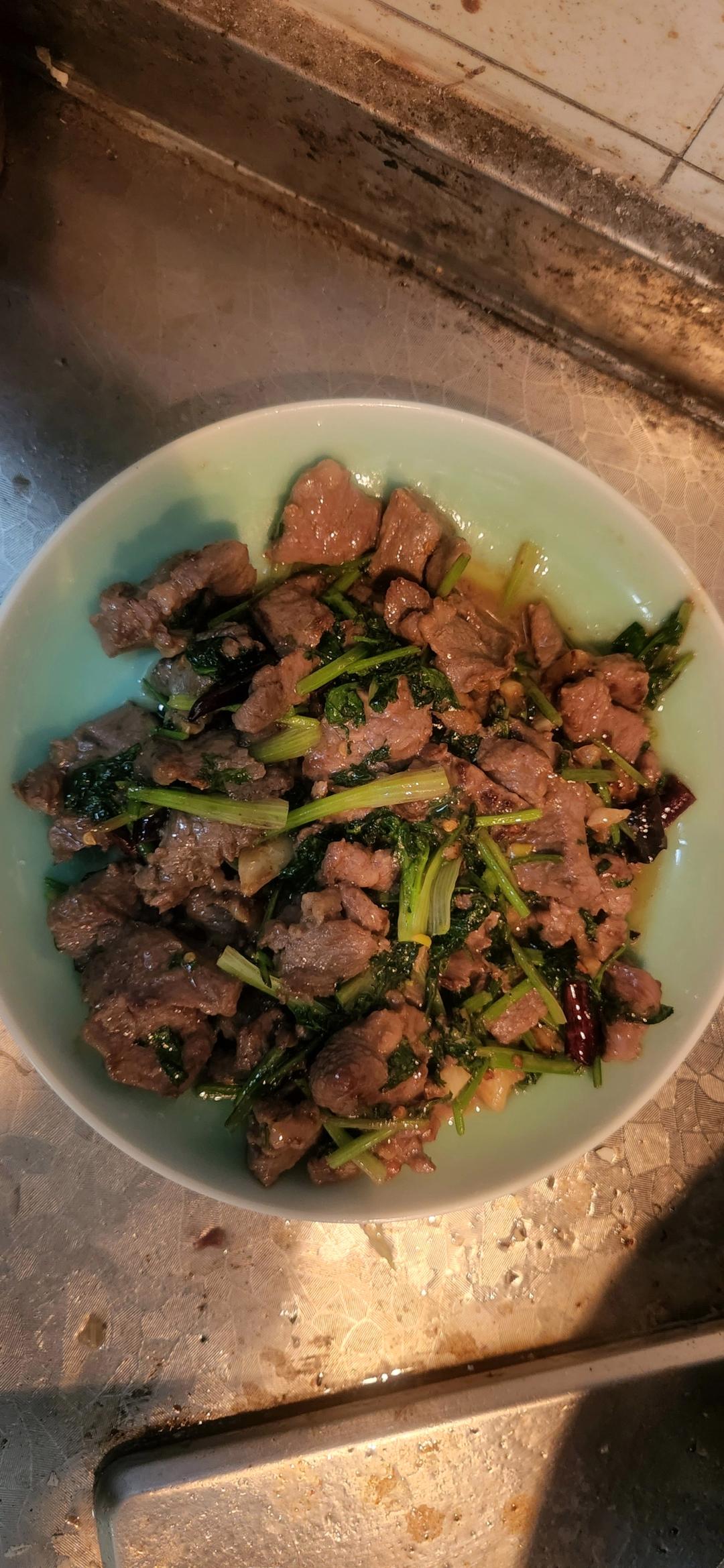 小炒牛腱肉（超详细的做法）