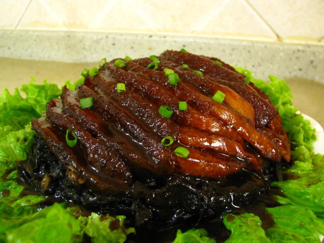 王凯生日菜~梅菜扣肉的做法