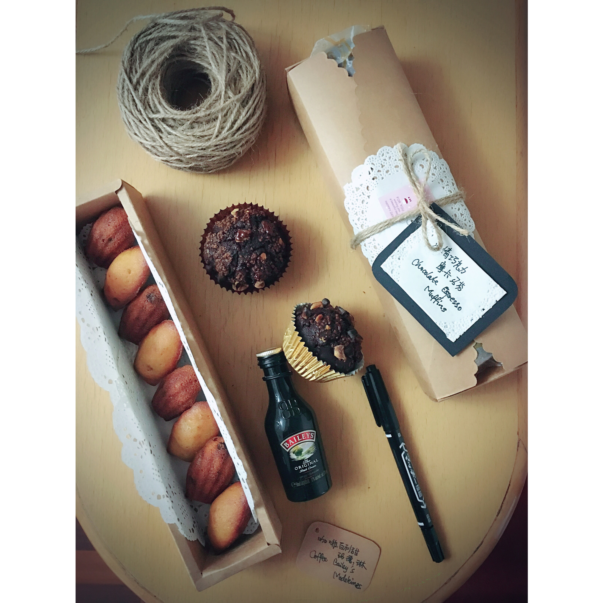 咖啡百利甜玛德琳