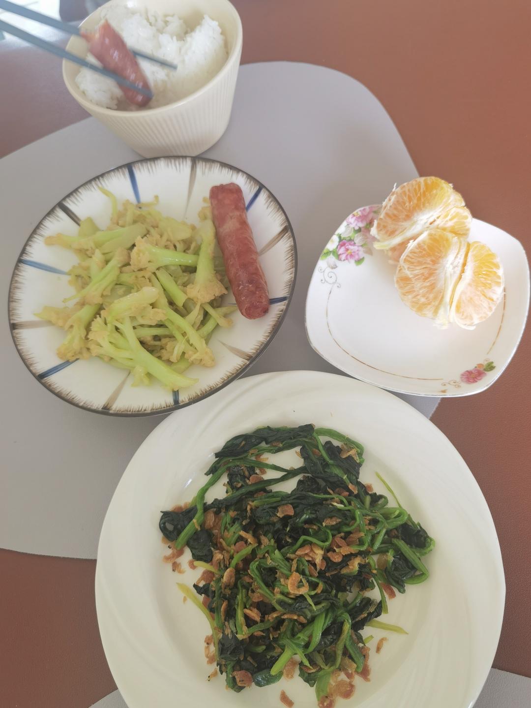 超级好吃的虾皮小白菜