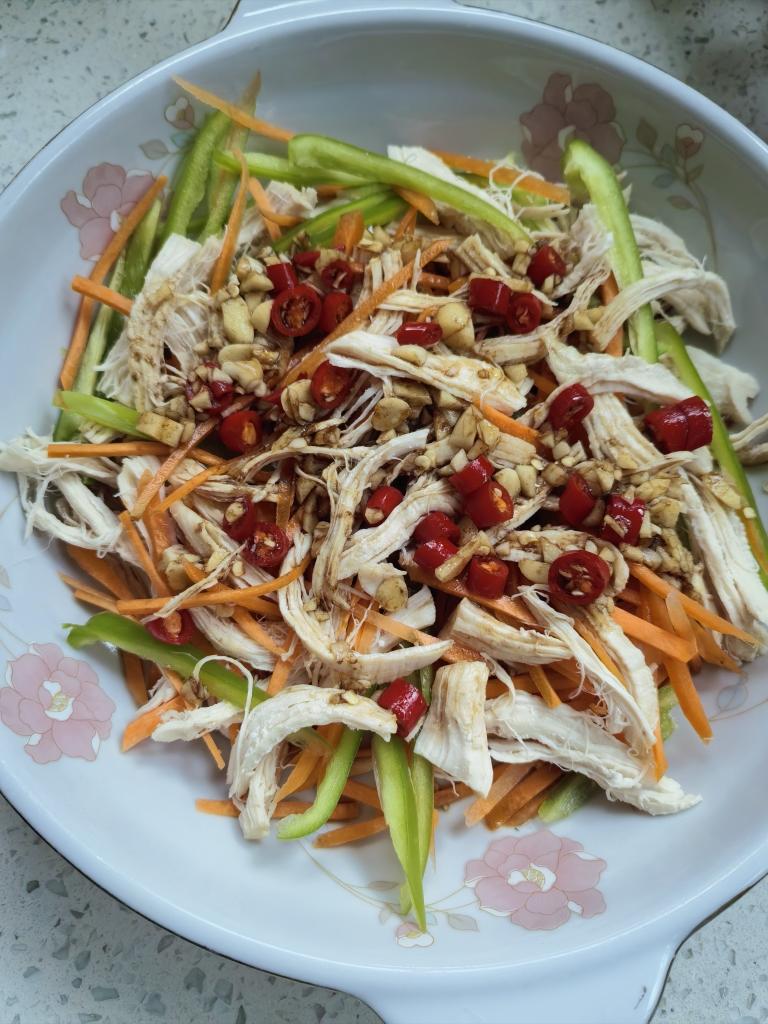 凉拌鸡丝（鸡胸肉）