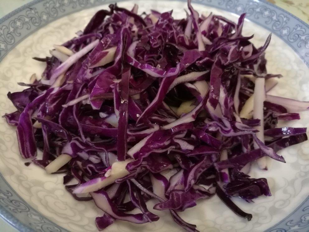 凉拌紫甘蓝