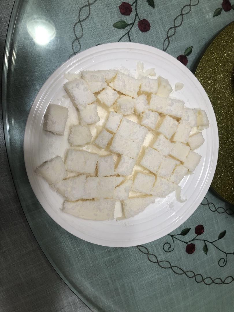 （只需4种材料)牛奶小方