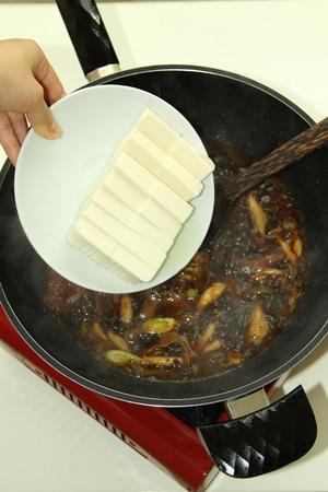 快到云南吃菌子——一窝菌烧豆腐的做法 步骤8