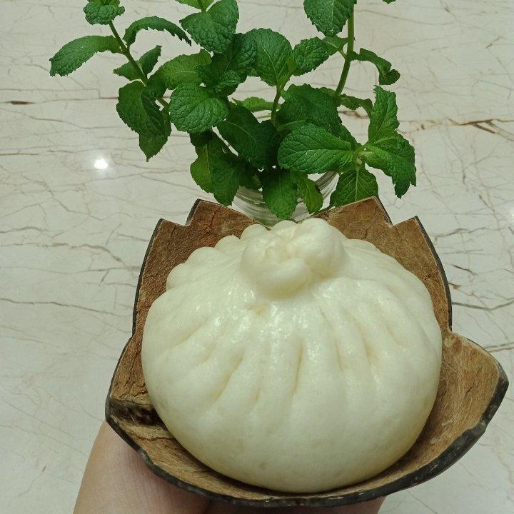 漂亮的提褶包子