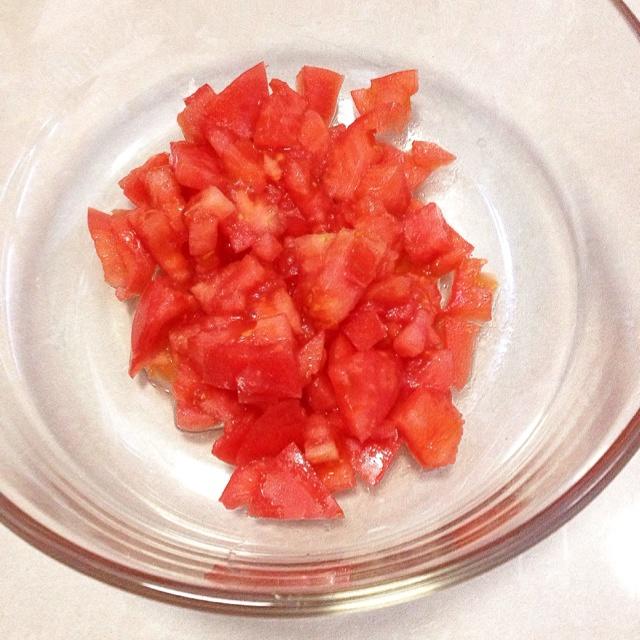 炸西红柿球的做法 步骤1