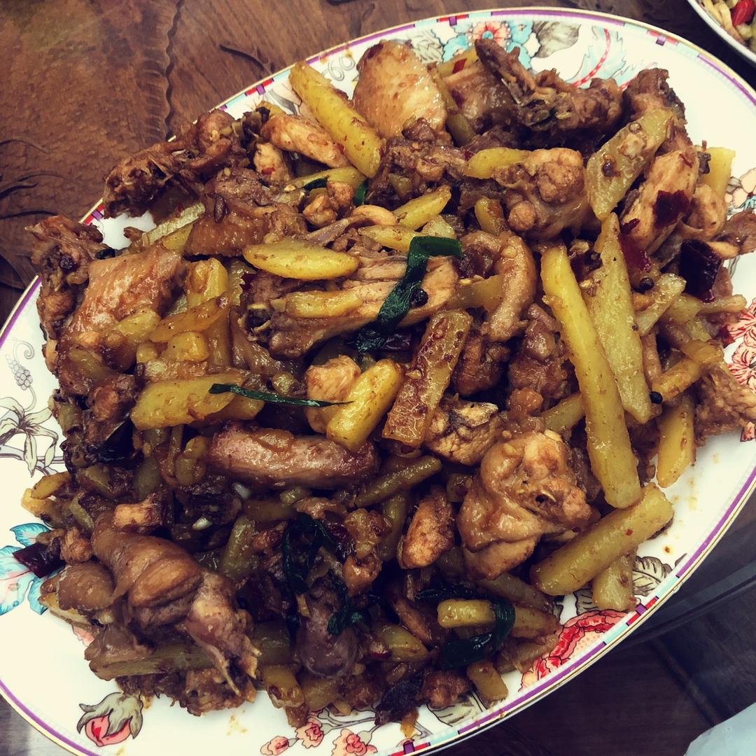 土豆炒鸡肉