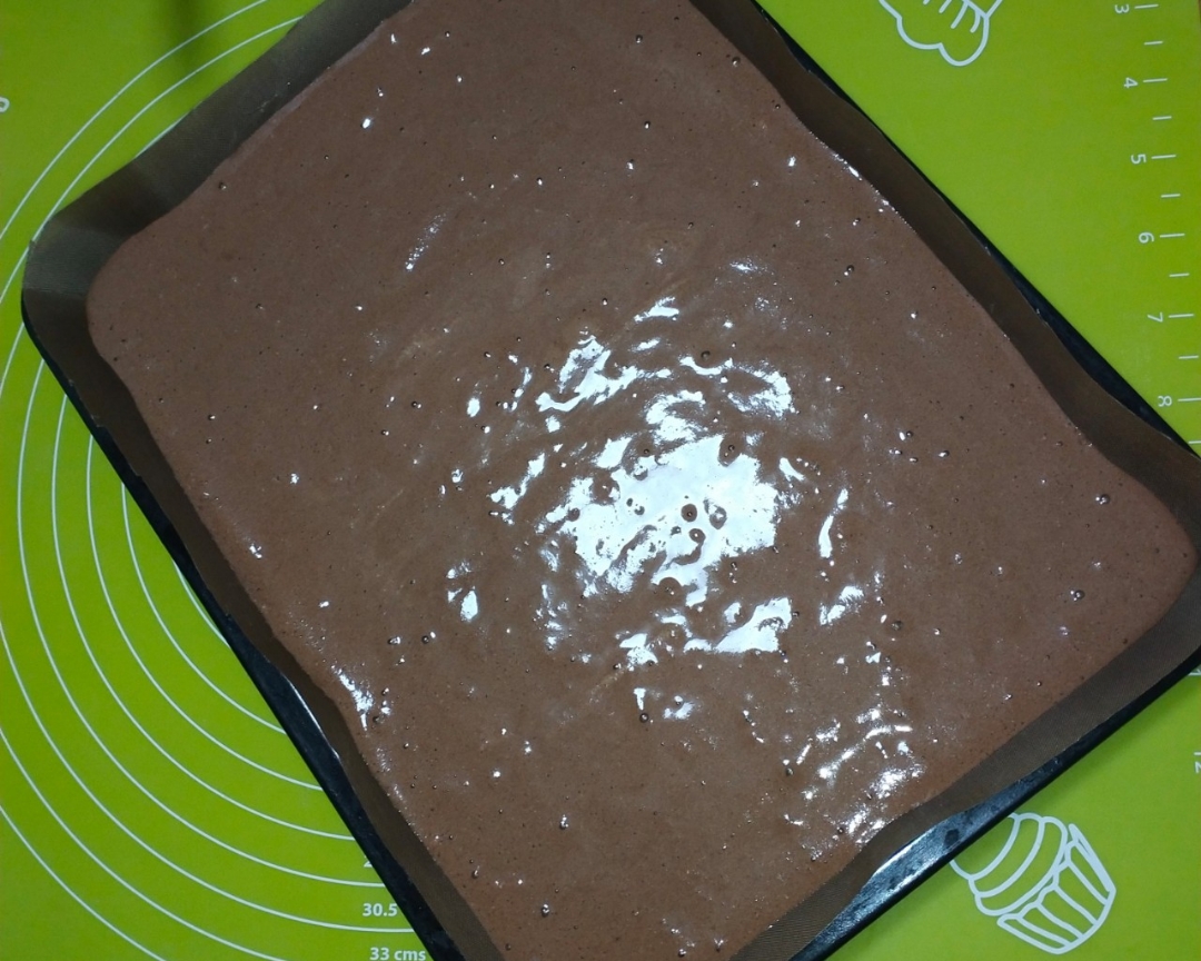 初学者毛巾面巧克力奶油卷蛋糕（可可粉，香草精）的做法 步骤19