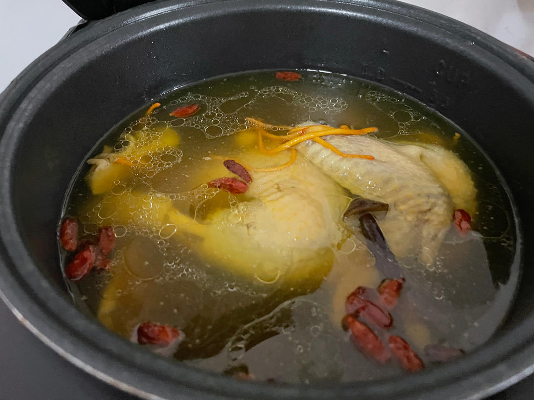 鲜美无敌：清炖鸡汤🐔