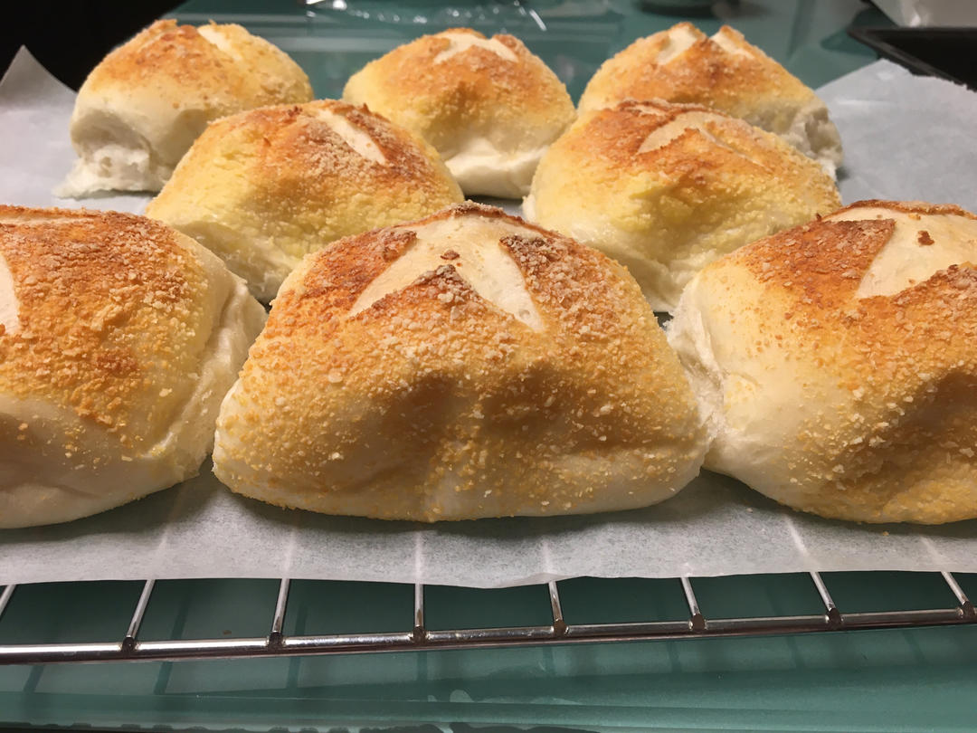 芝士新奥尔良鸡肉软欧包