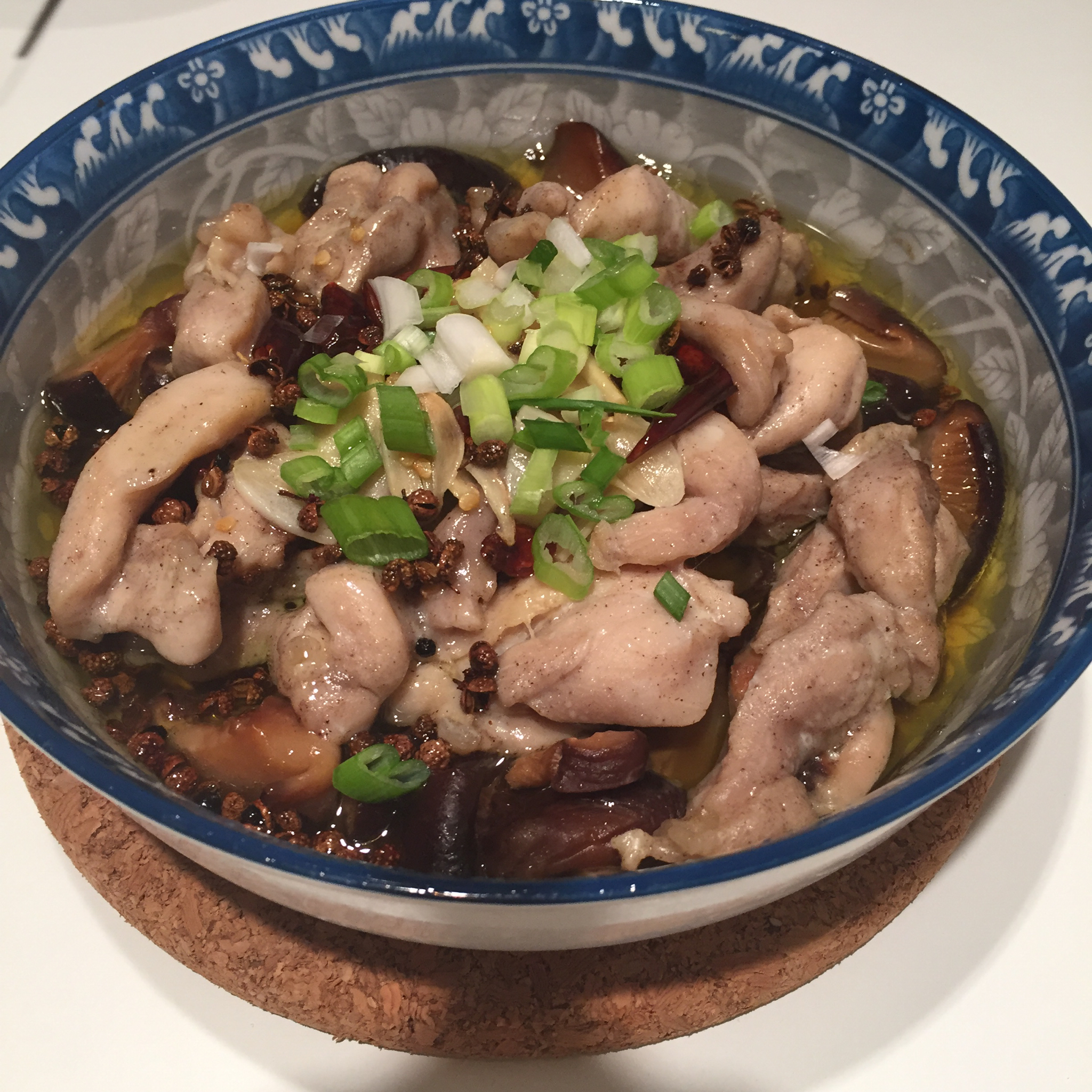 香菇蒸鸡腿肉