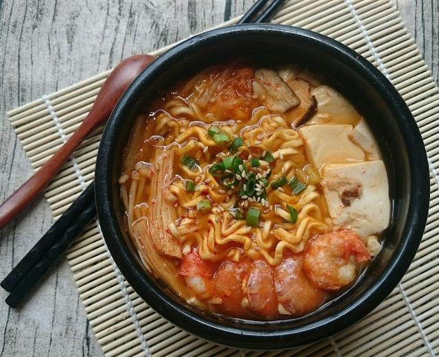 韩式泡菜面锅
