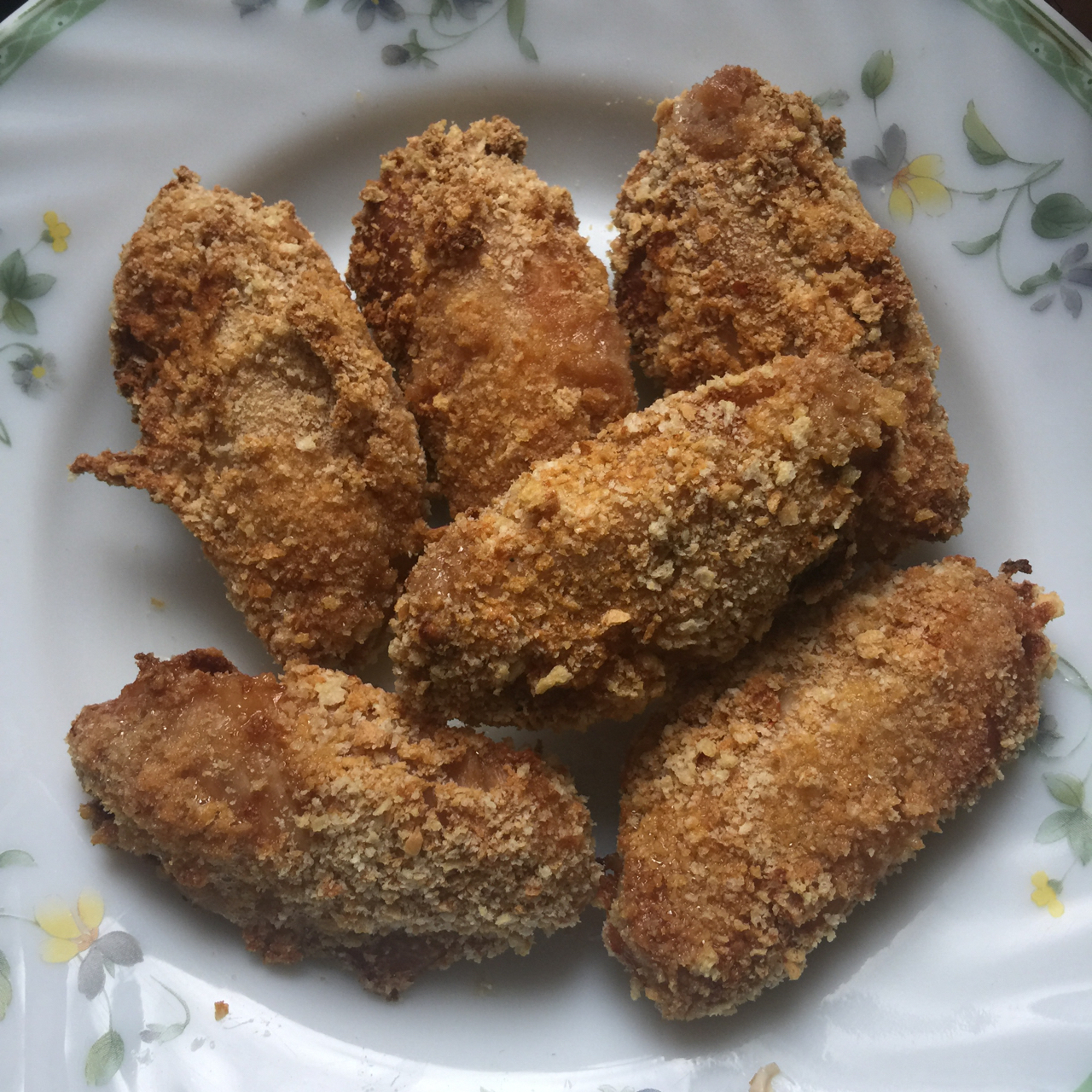 面包糠烤鸡翅
