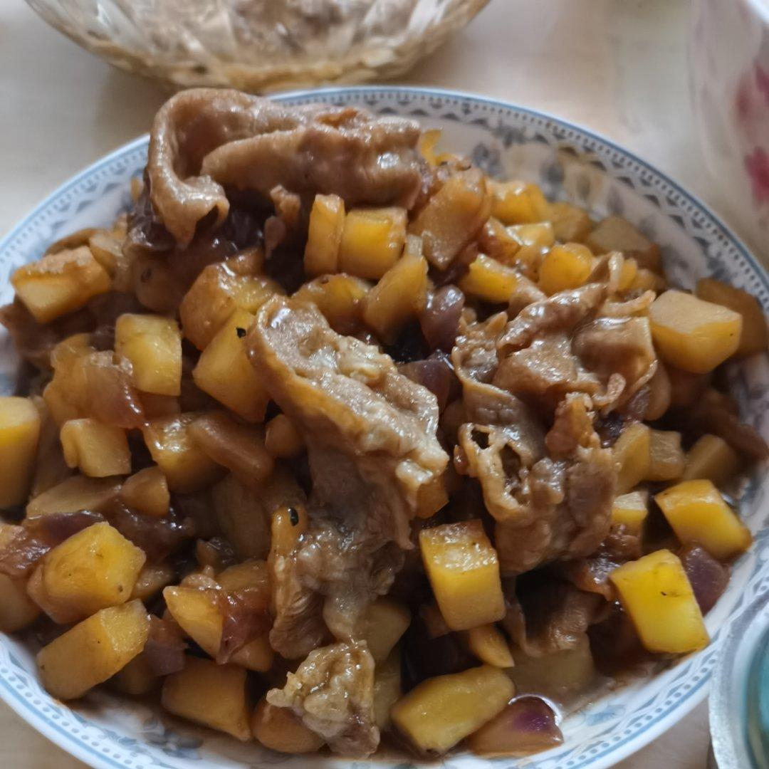 土豆肥牛饭