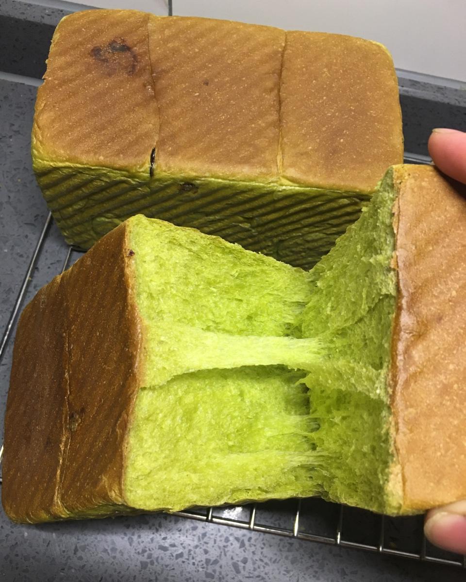 超软菠菜蔓越莓吐司