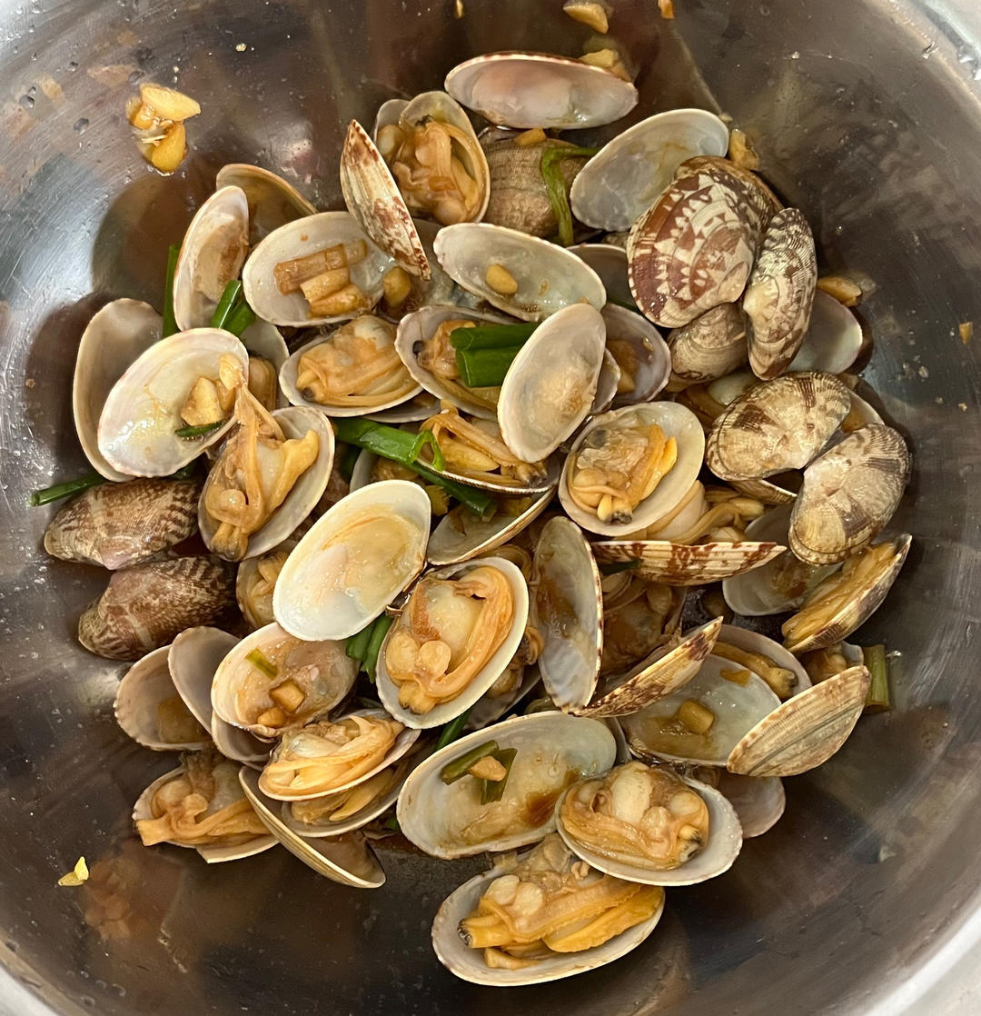 5分钟快手菜❗️秒杀路边摊爆炒花甲～好吃到爆