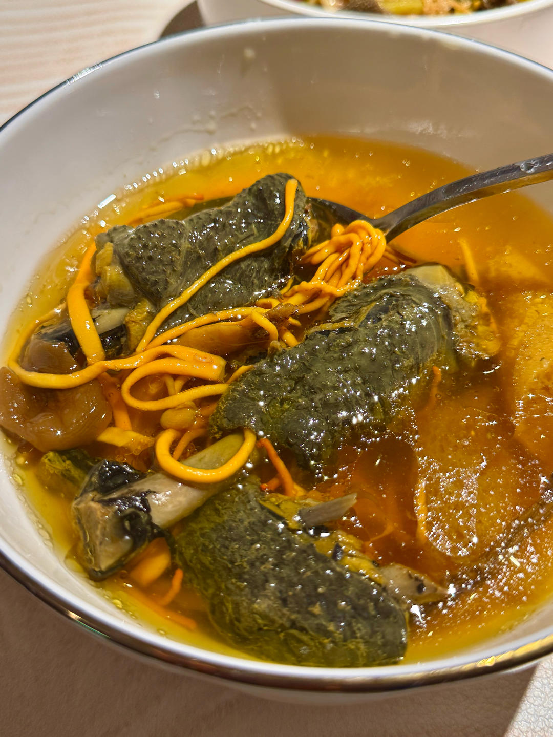 竹荪虫草花乌鸡汤