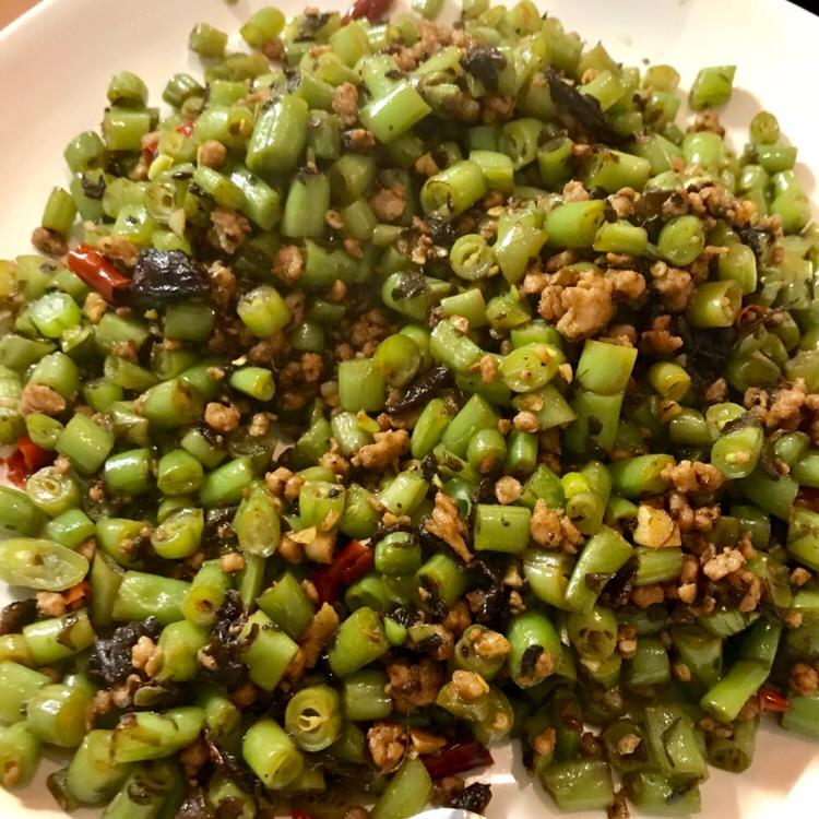 榄菜肉末四季豆