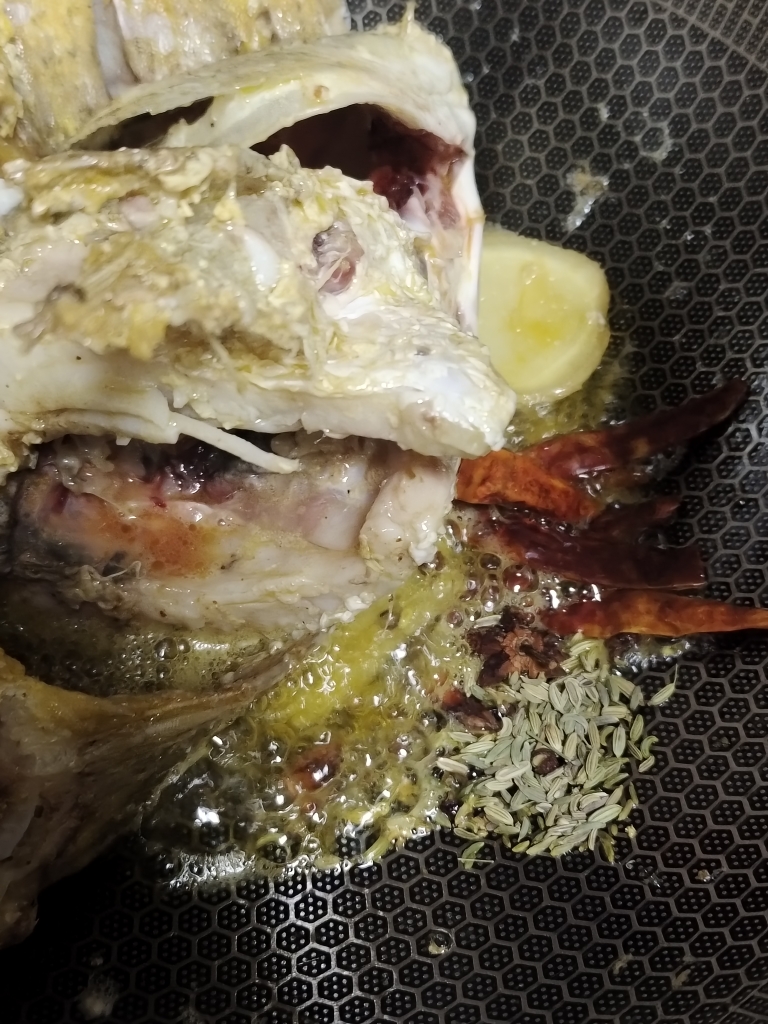 减脂低脂家常鲤鱼炖豆腐的做法 步骤13
