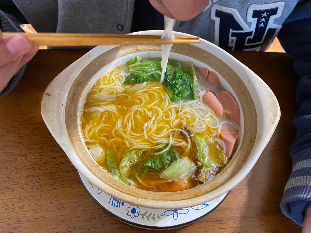 李饼饼酱做的三鲜砂锅米线